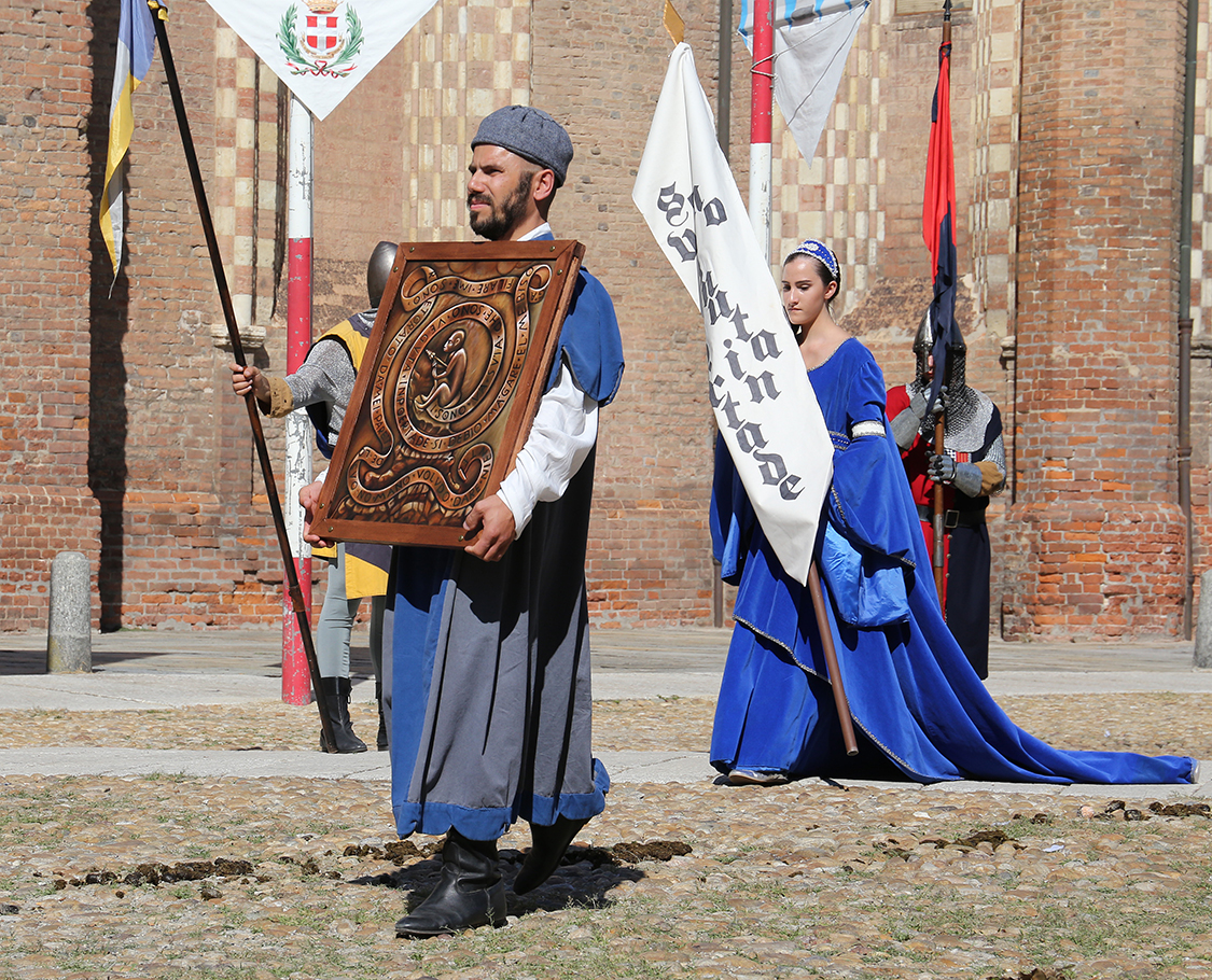 -375- RIONE CATTEDRALE.jpg